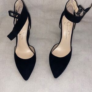 Jessica Simpson Elegant Black Heels